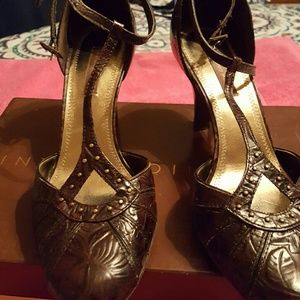 Womens shoes